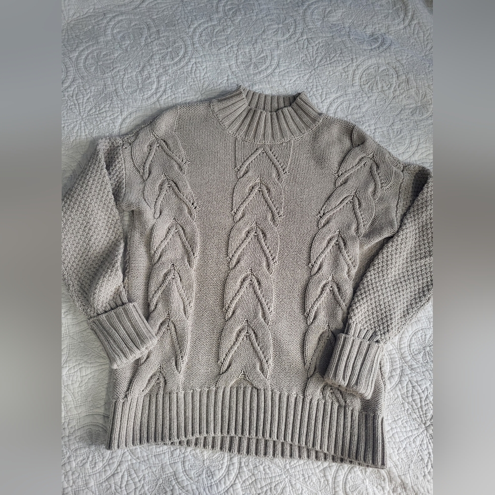 Rachel Ashwell Cozy Knit Sweater in Taupe, Size S